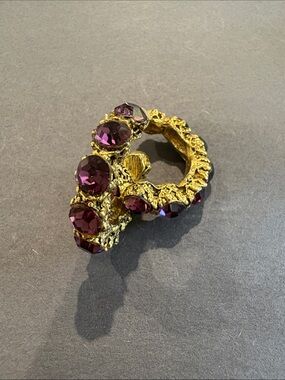 Gold Statement Ring with Deep Purple Gemstones